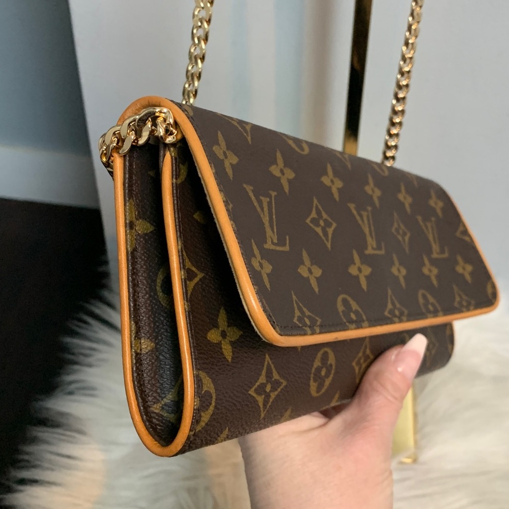 2000 authentic Louis Vuitton Twin Pochette GM crossbody, free replacement chain - Picture 7 of 16